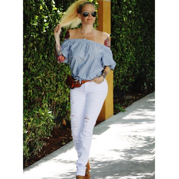 The ultimate Booty Shaping white stretch jeans - Picture 2 of 5